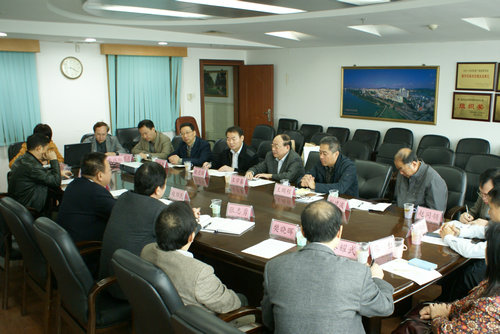 广西医科大学座谈会.jpg