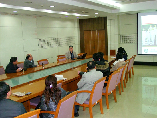 王院长会见上海医科大的客人_副本.JPG