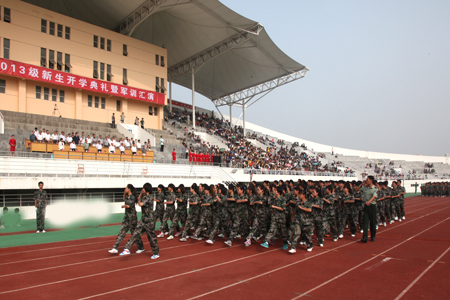 走过烛台.jpg