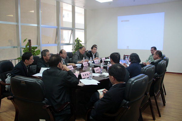 广西中医药大学座谈会.jpg